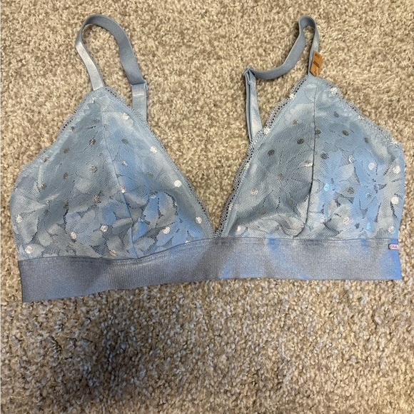 Victoria's Secret Gray Lace Bra with Adjustable Straps - Picture 10 of 16
